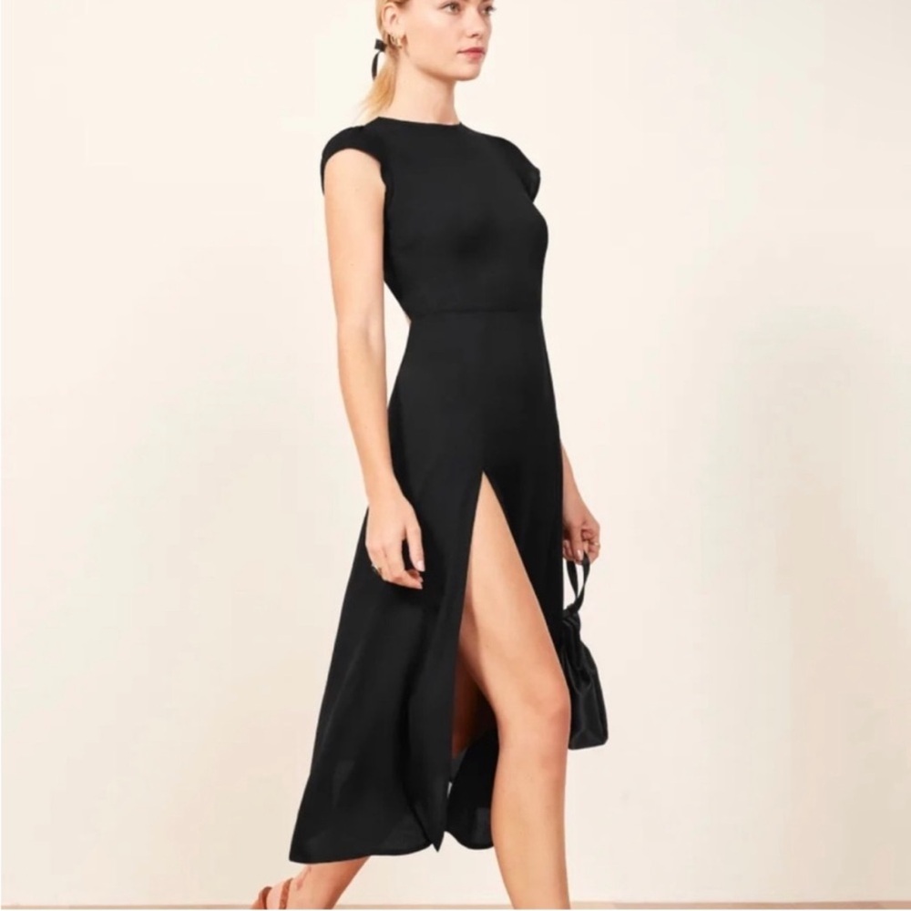 Reformation Gavin Dress NWT Size 12 Navy Blue